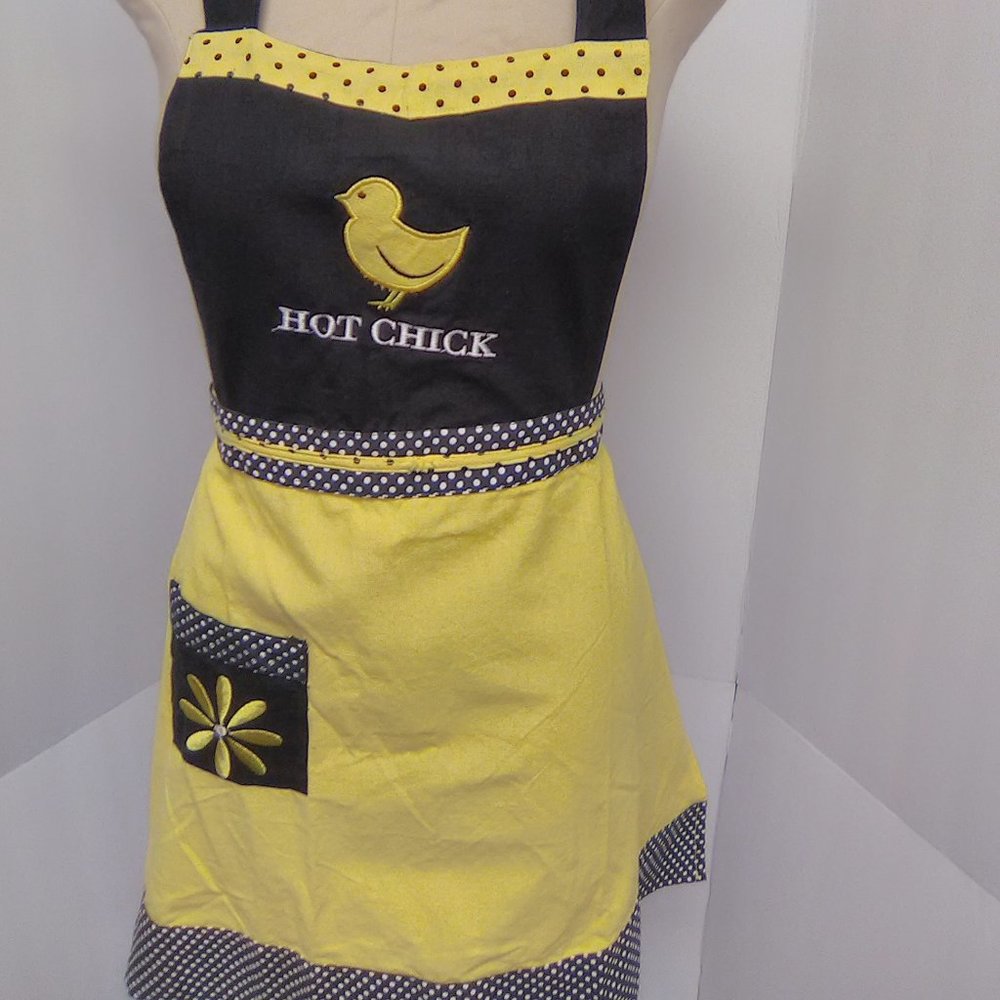 Flirty Women's Apron Hot Chick With A Yellow Chick Color Black/Yellow Poka Dots